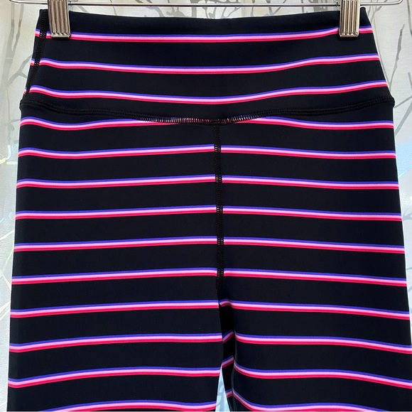 Spiritual Gangster black pink purple watermelon stripe the essential leggings - Picture 5 of 10